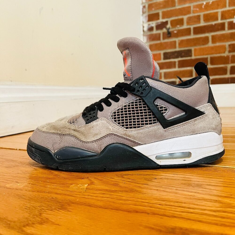 Size 12.5 - Jordan 4 Retro Mid Taupe Haze - Picture 2 of 16